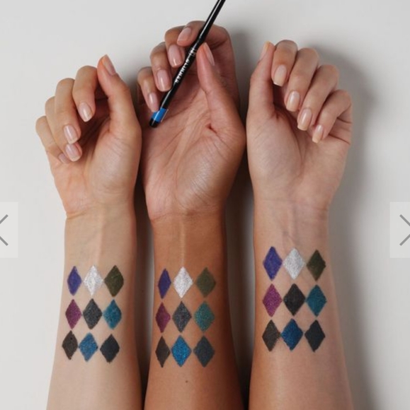 fmg Glimmer Diamonds Eyeliner Shade: Sterling 💎 (Last One!) - Picture 3 of 3